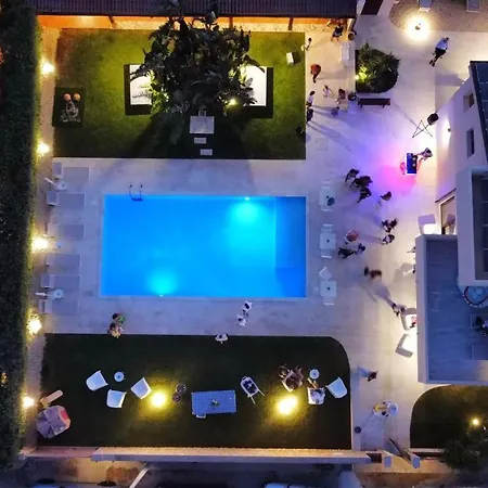 Tipino Vendégház 4*